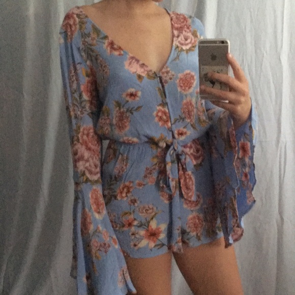 Billabong romper - Picture 3 of 3